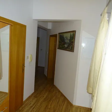 Paradise Апартаменти Спліт