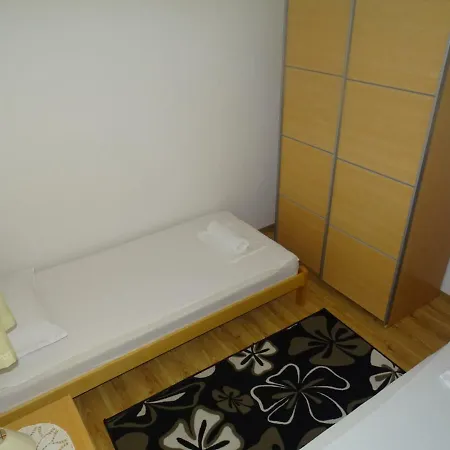 Апартаменти Paradise