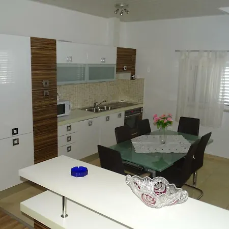 Paradise * Спліт