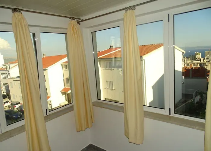 Paradise 아파트 *